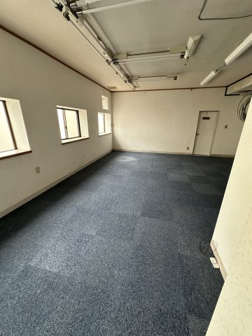 田町 貸事務所 ２Fの内装