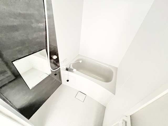 TKハイツ一番館の浴室