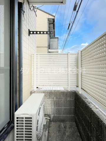 アトラース大橋のバルコニー|※101です。