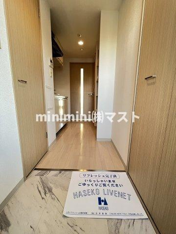 ルクレ難波　(旧：CASSIA難波)の玄関
