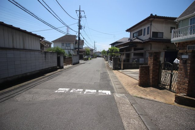 小山市西城南1丁目の前面道路含む現地写真|東側道路