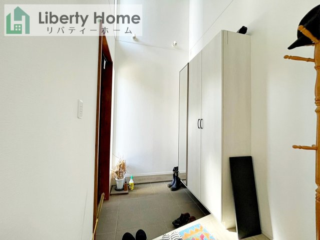 土浦市西根南2丁目　中古戸建の玄関