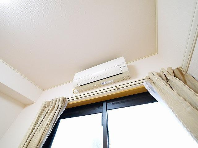 レオパレス南阪手の設備|エアコンがついています