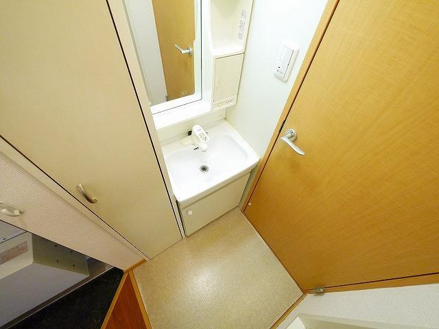 レオパレス南阪手の洗面所|洗面所です