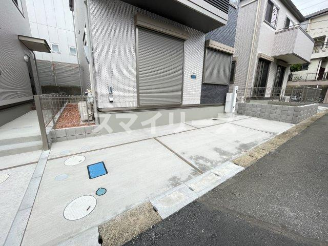 シャトレーゼ　Ａ棟 の駐車場