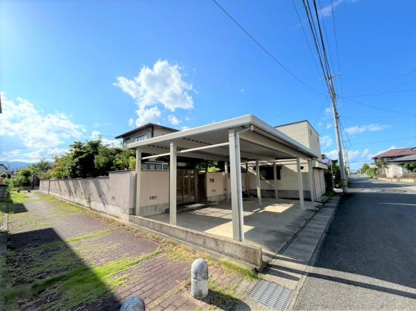 東村山郡山辺町近江戸建の外観|【リフォーム中】外壁屋根塗装を行う予定です。雨漏れ点検も行いますので、お住まいになってからも安心です。