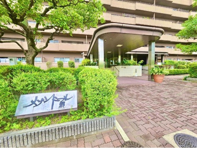 【エントランス】 | メゾンドール堺 | 落ち着いたエントランスです