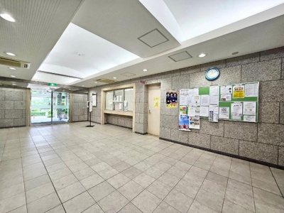 【エントランス】 | メゾンドール堺 | 落ち着いたエントランスです