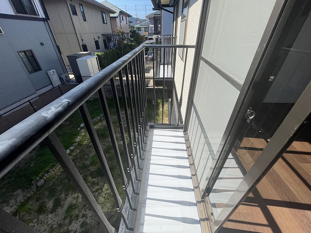 【バルコニー】 | 筑紫野市美しが丘南４丁目 戸建て | ご家族分のお布団を干すスペースもあります◎