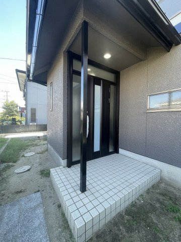 【玄関】 | 筑紫野市美しが丘南４丁目 戸建て