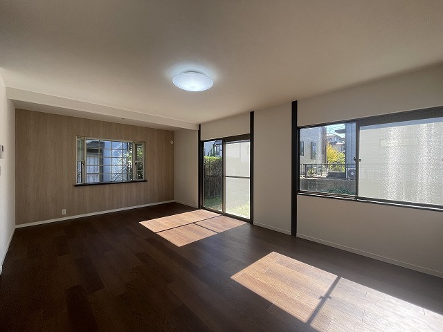 【居間・リビング】 | 筑紫野市美しが丘南４丁目 戸建て