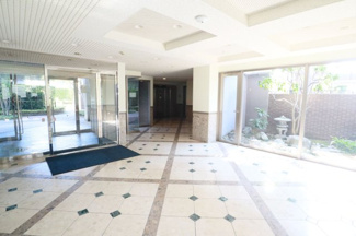 【エントランス】