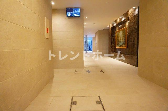 ミラノ堺筋のエントランス|選べる家電プランあり！！