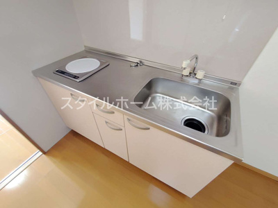 【キッチン】 | アーバンライフ吉胡台 | 別部屋写真です。