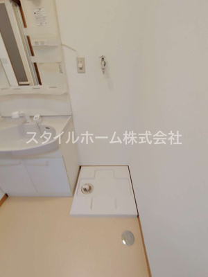 【洗面所】 | アーバンライフ吉胡台 | 別部屋写真です。