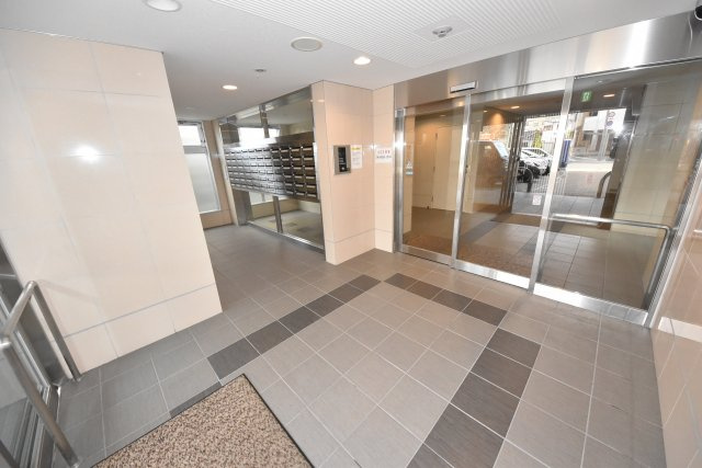 トッチ1番館のエントランス