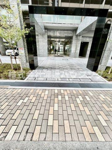 ノルデンタワー江坂プレミアムのエントランス