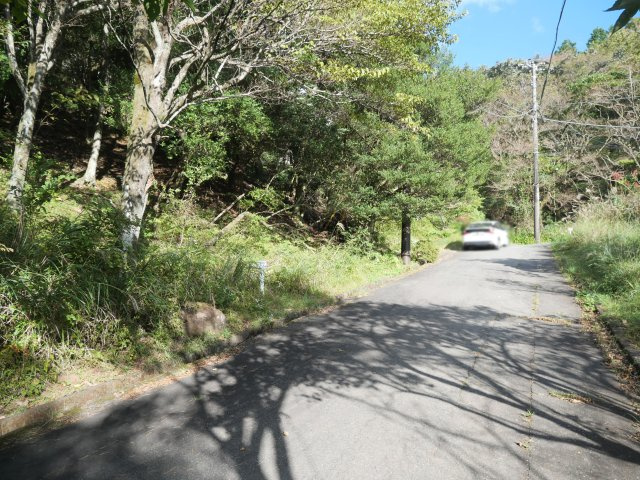エンゼルフォレスト伊豆スカイライン①の前面道路含む現地写真