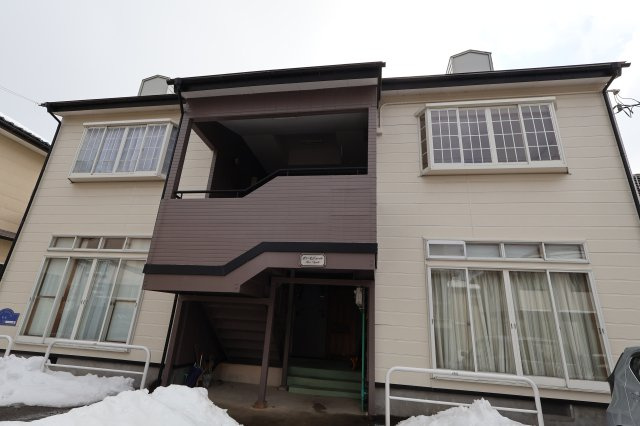 ボン・セジュールの外観