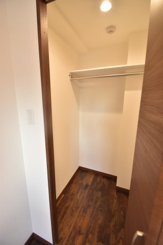 大阪市都島区内代町３丁目の賃貸マンションの収納