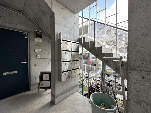 オールパーパス北代のエントランス