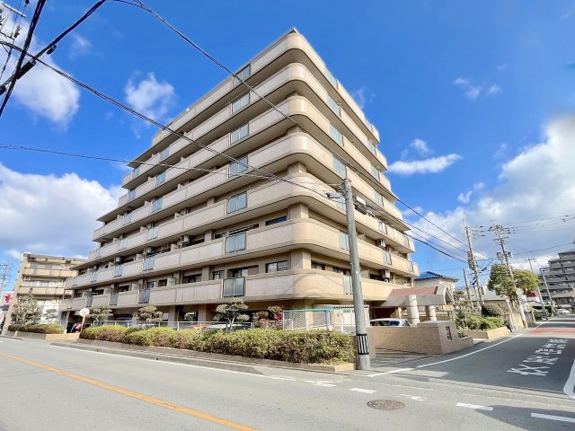 エバーライフ春日の外観