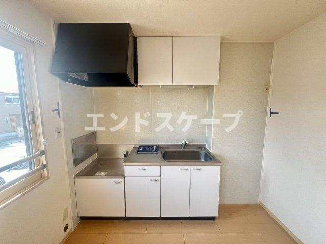 クレストコート　Ｂのキッチン|高崎、前橋エリアのお部屋探しはエンドスケープまで！お客様の理想お聞かせ下さい♪
クロスの色が画像と異なる場合があります。