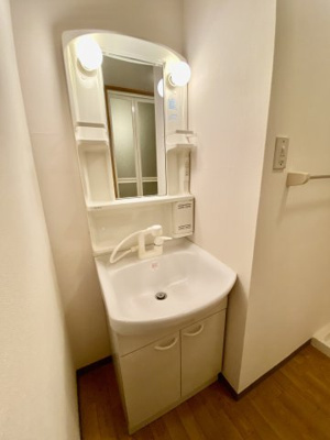 【洗面所】 | ヴィレッジ名草