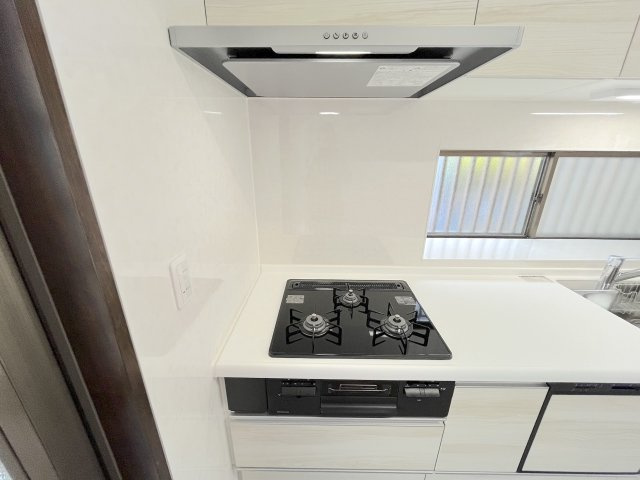 美しが丘南4丁目9戸建のキッチン