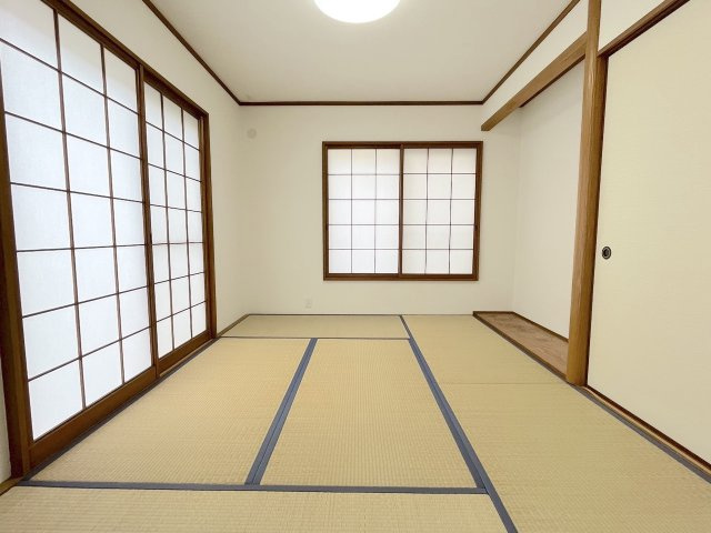 美しが丘南4丁目9戸建の和室