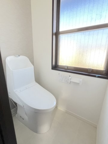 美しが丘南4丁目9戸建のトイレ