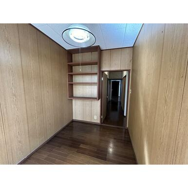 合志市須屋貸家の洋室
