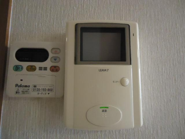 パストラールファイブのセキュリティ|カメラ付インターホン・給湯リモコン