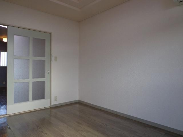 レジデンスＴＡＫＥＮＡＫＡの内装|洋室