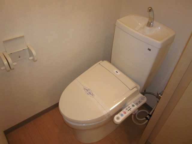 パルファムガーデンのトイレ|シャワー付トイレ