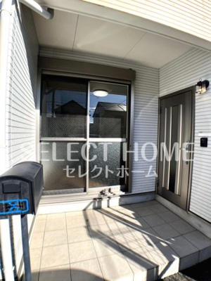 【エントランス】 | シャトーＳＡＫＡＩ | 毎日通るエントランスはこのようになっています