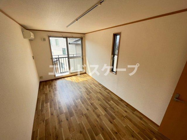 サージ　Ａの洋室|高崎、前橋、伊勢崎エリアのお部屋探しはエンドスケープまで！お客様の理想お聞かせ下さい♪