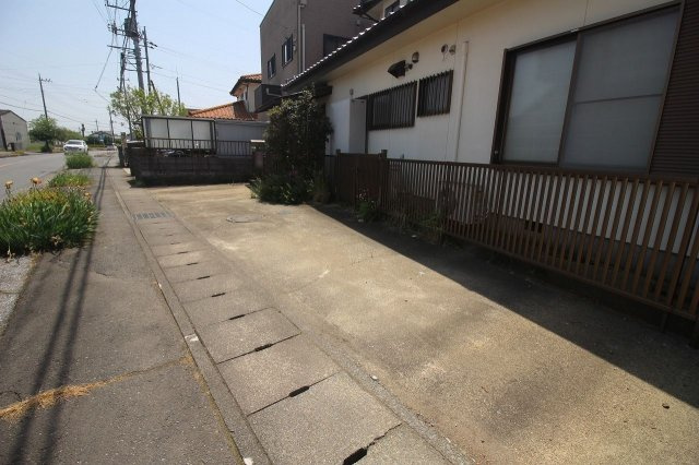 下野市小金井1丁目の駐車場|駐車スペース