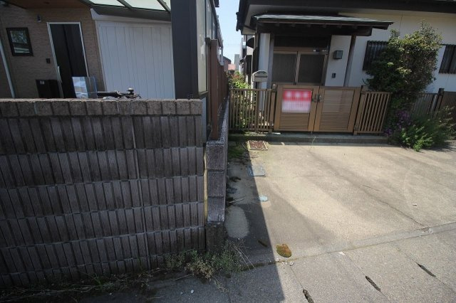 下野市小金井1丁目の外観|東側との境界部分