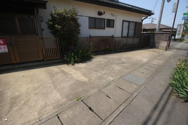 下野市小金井1丁目の駐車場|駐車スペース