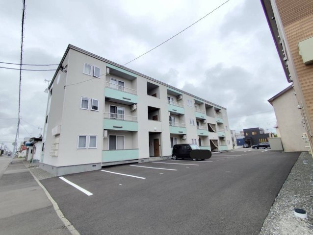 プリマ若松Aの外観