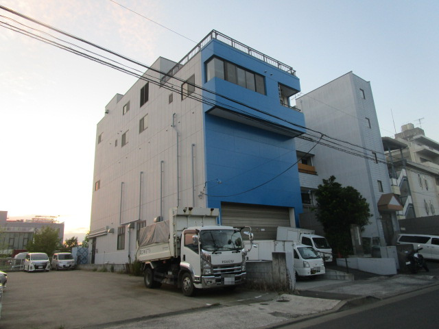 江東区新木場４丁目の倉庫の外観