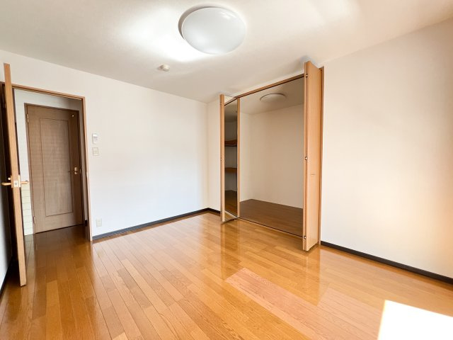 コンフォート弥右衛門の洋室