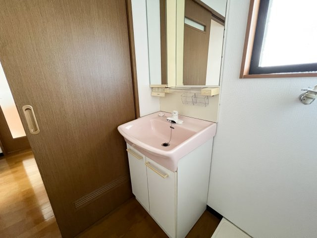 コンフォート弥右衛門の独立洗面台