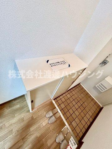 江坂グランドハイツ北の収納|下駄箱付き