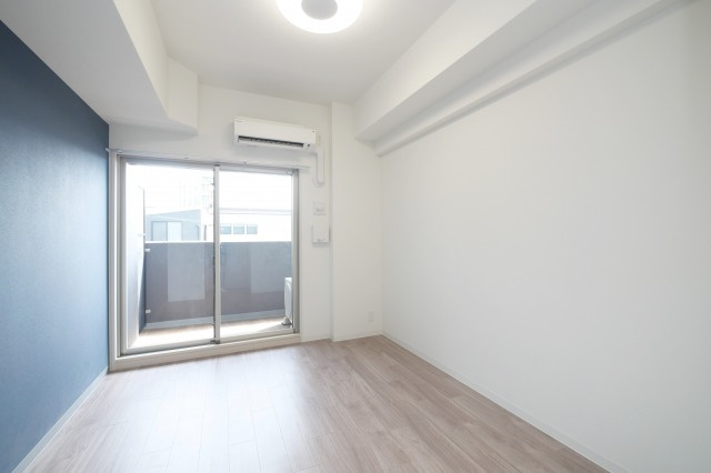 大阪市東成区中本５丁目の賃貸マンションの居間・リビング