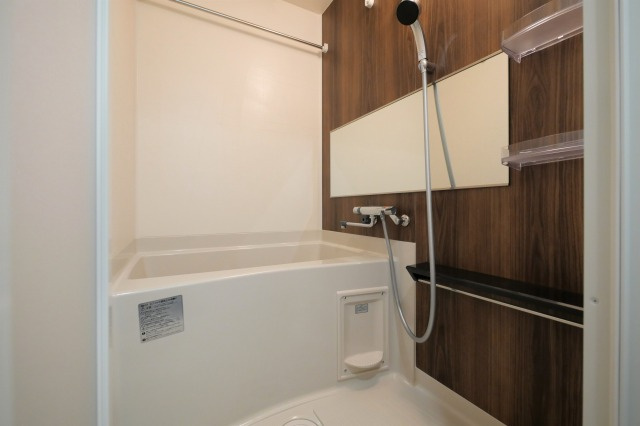 大阪市東成区中本５丁目の賃貸マンションの浴室