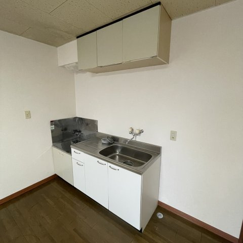 ドエル宮の森のキッチン