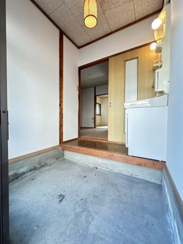 平尾ハイツの玄関