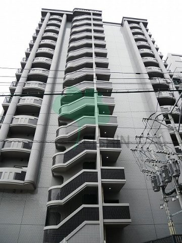 ロイヤル博多駅前の外観